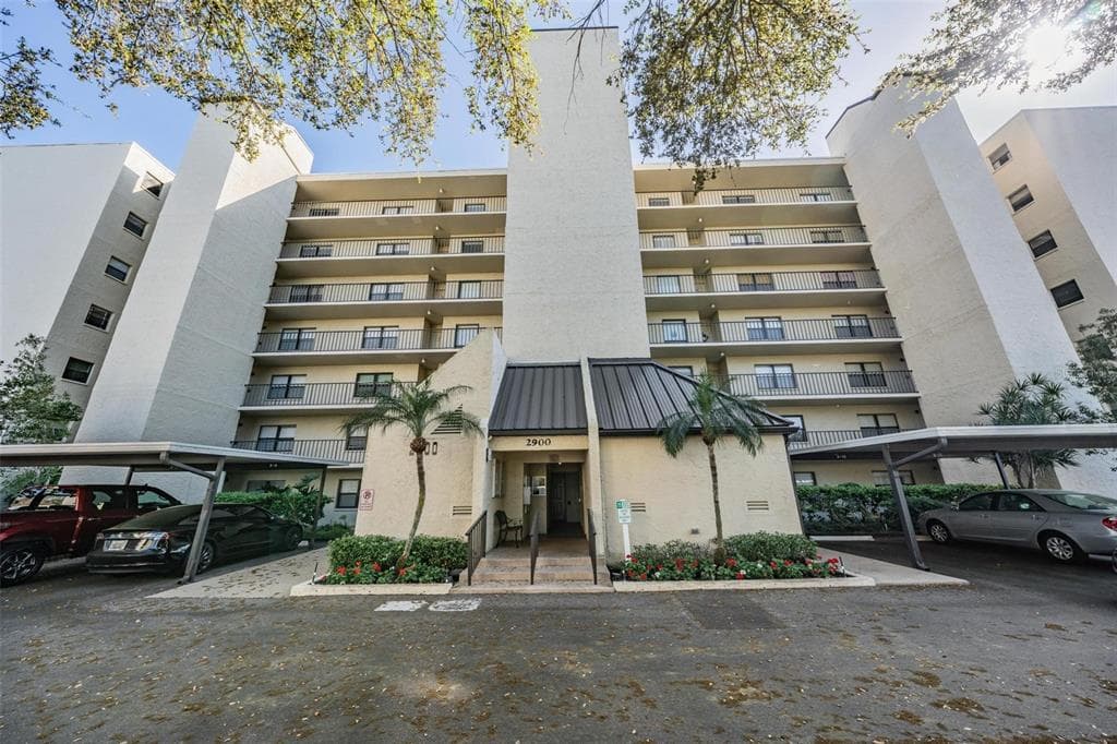 2900 COVE CAY DRIVE UNIT 7B