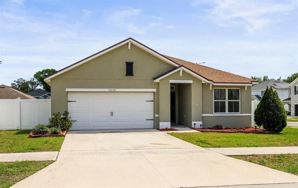 3820 CRYSTAL DEW STREET PLANT CITY, FL 33567