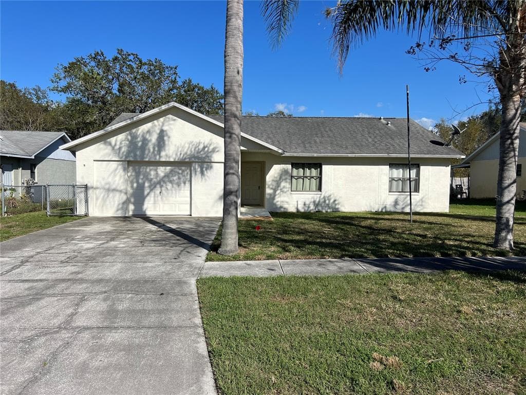 15516 CHARMWOOD DRIVE HUDSON, FL 34667