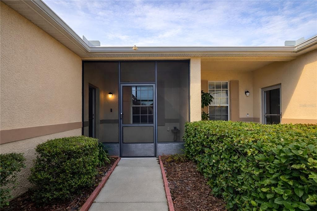 2117 BARRACUDA COURT HOLIDAY, FL 34691