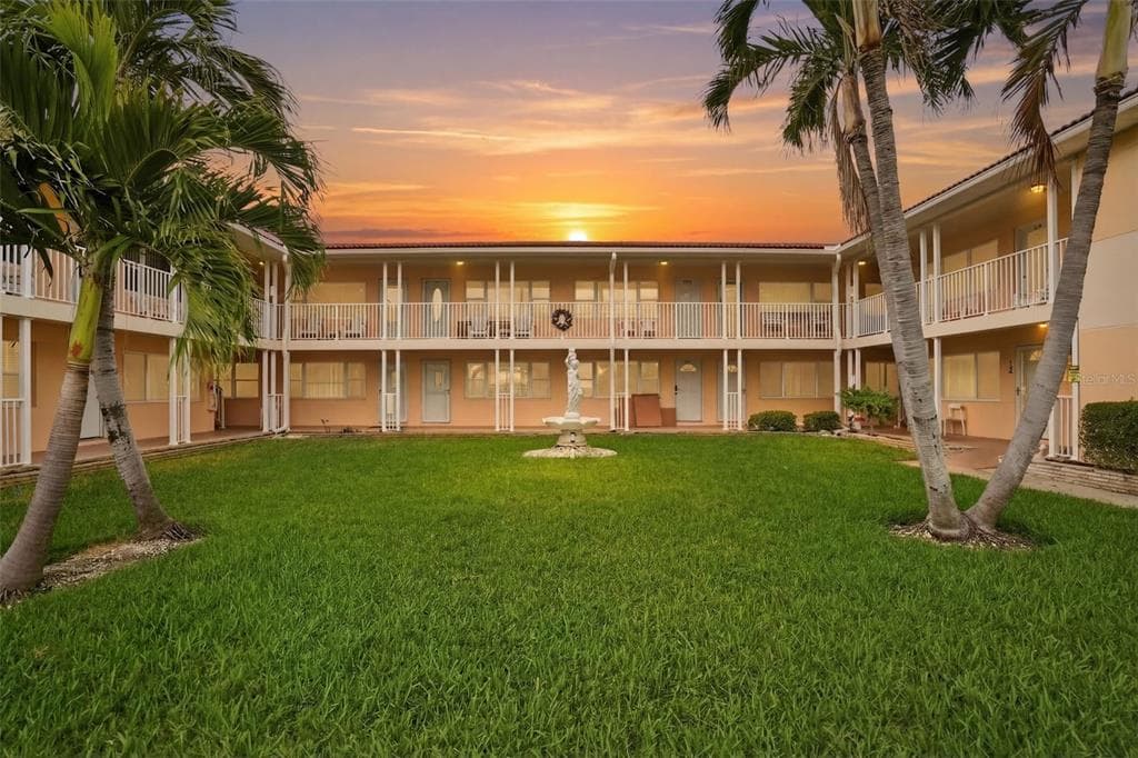 7740 BOCA CIEGA DRIVE UNIT 105 ST PETE BEACH, FL 33706
