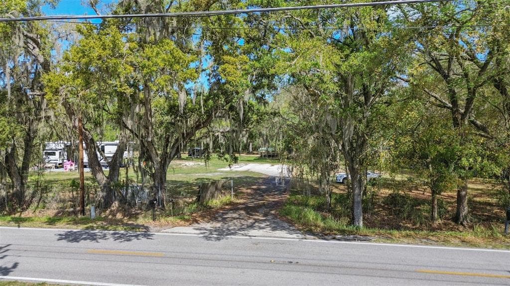 2015 W SOCRUM LOOP ROAD LAKELAND, FL 33810