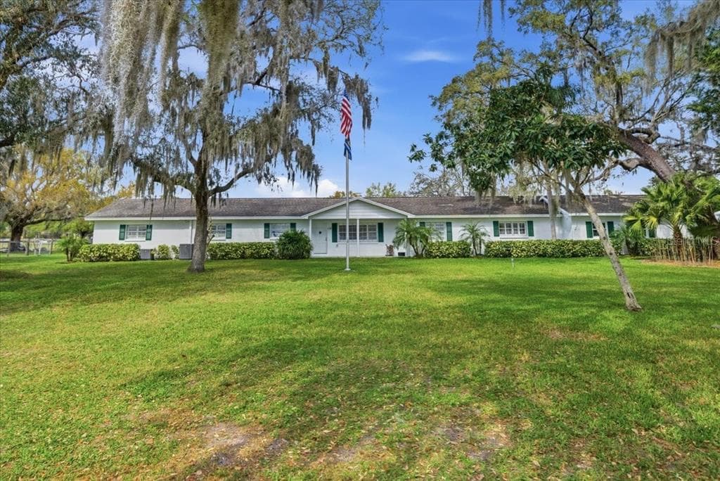 9449 ROBERTS ROAD