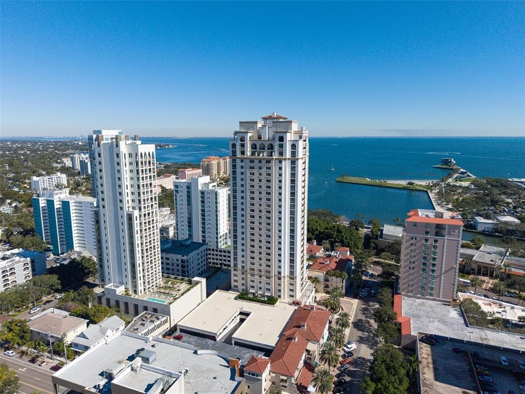 300 BEACH DRIVE NE UNIT 2604 ST PETERSBURG, FL 33701