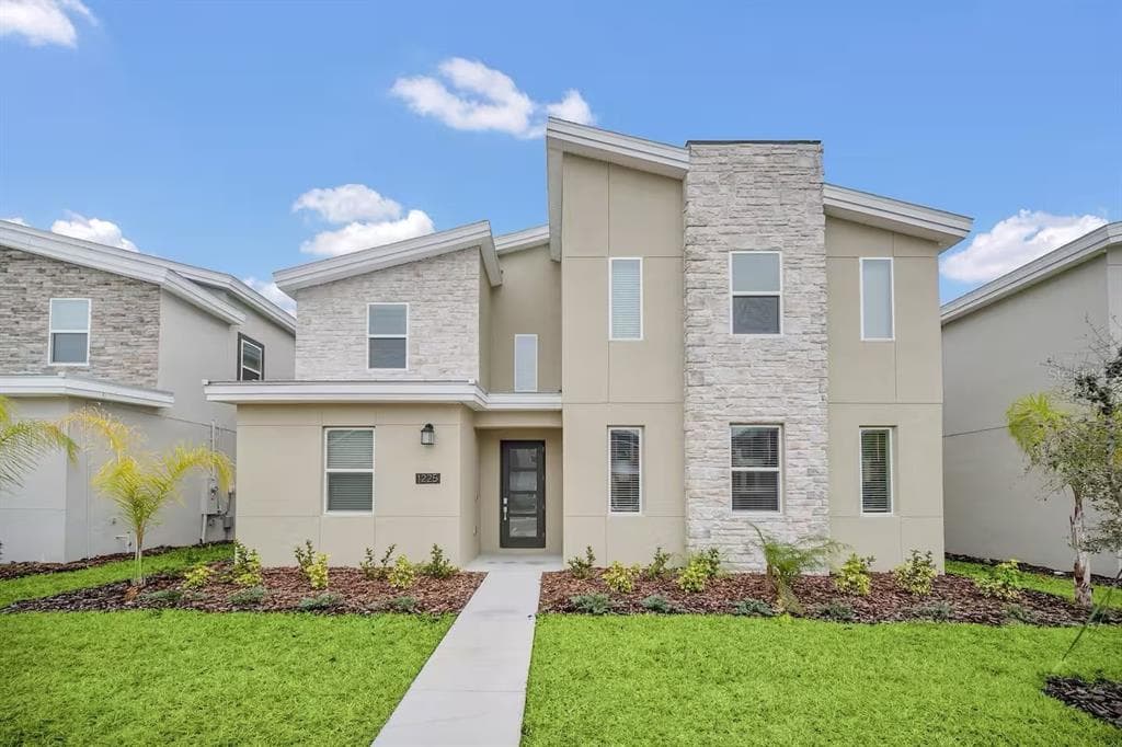 1225 CHALLENGE DRIVE DAVENPORT, FL 33896