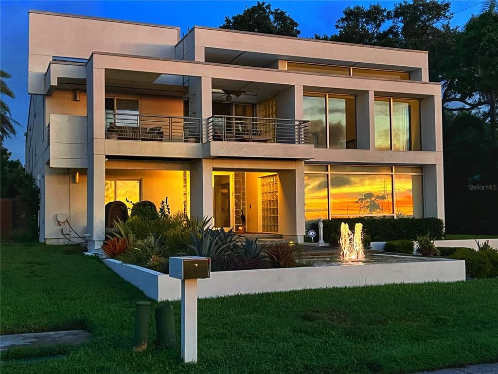 1405 N BAYSHORE DRIVE SAFETY HARBOR, FL 34695