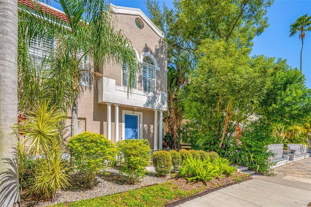 237 7TH AVENUE N UNIT 2