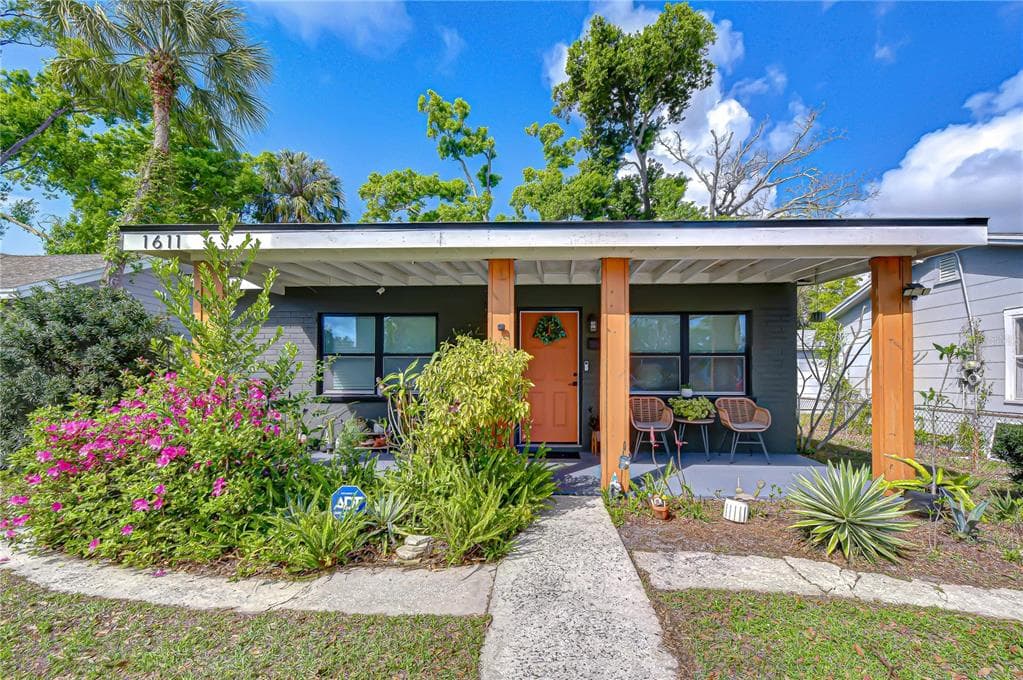 1611 28TH STREET S ST PETERSBURG, FL 33712