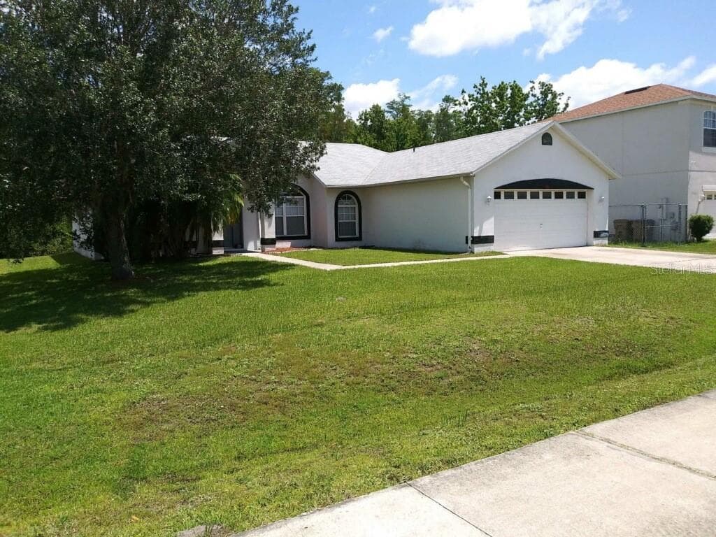 145 POMPEI DRIVE KISSIMMEE, FL 34758