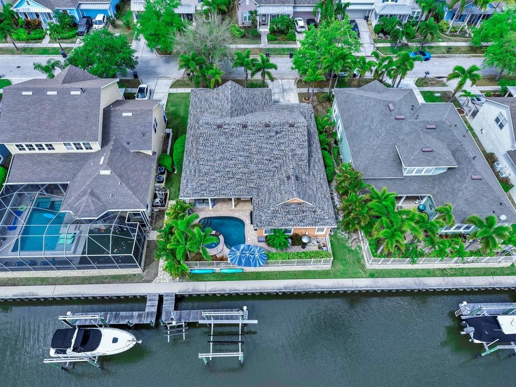 5715 SEA TROUT PLACE APOLLO BEACH, FL 33572
