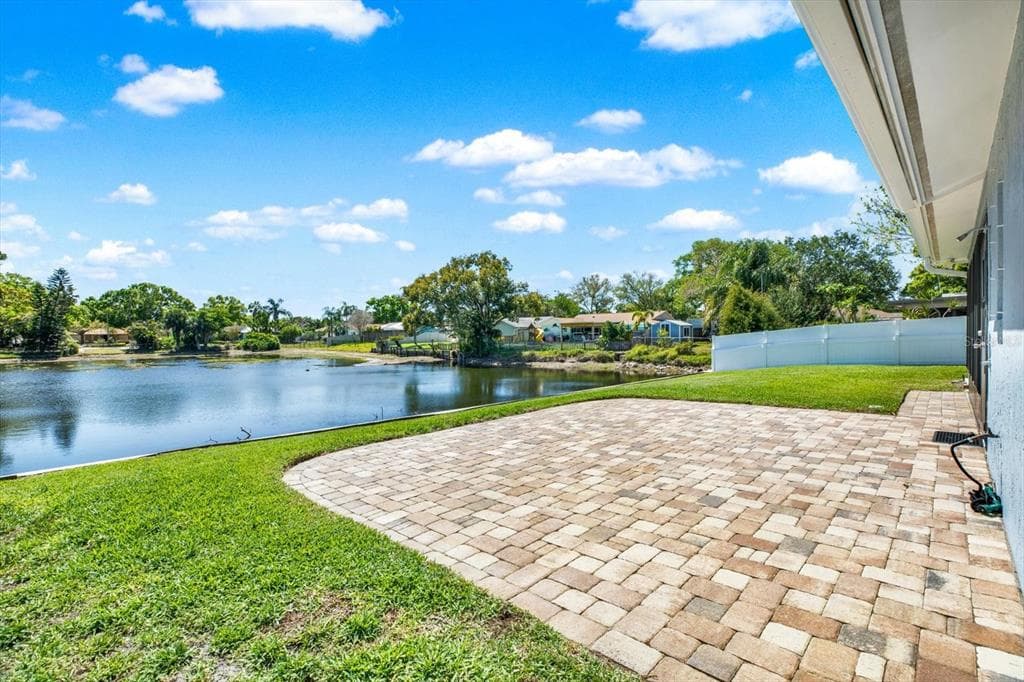12134 96TH PLACE SEMINOLE, FL 33772