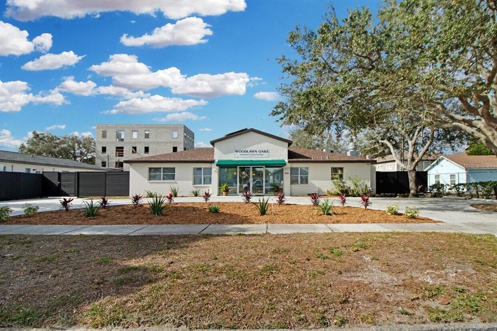 820 15TH STREET N ST PETERSBURG, FL 33705