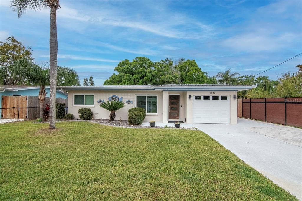 1840 DOUGLAS AVENUE DUNEDIN, FL 34698