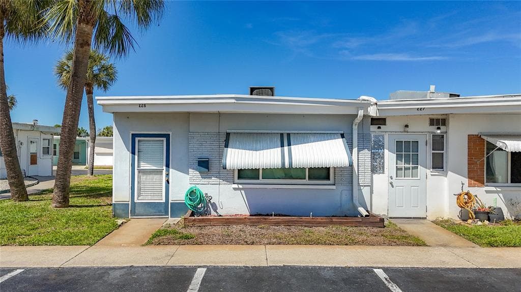 250 ROSERY ROAD NW UNIT 228