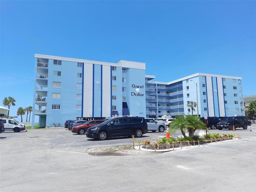 18500 GULF BOULEVARD UNIT 404 INDIAN SHORES, FL 33785
