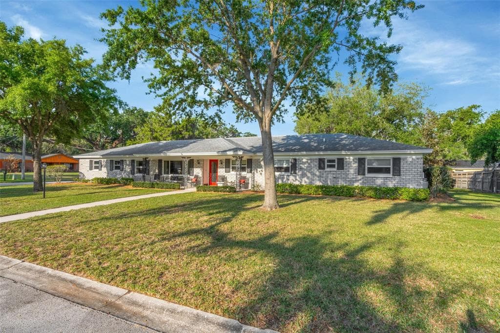 808 COULTER PL BRANDON, FL 33511