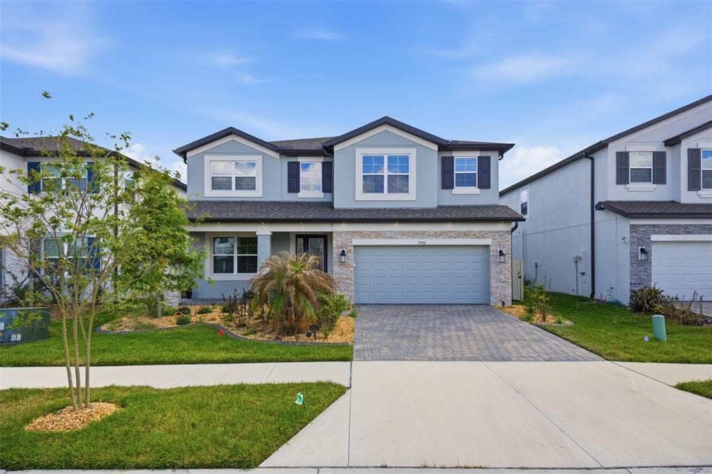 7792 NOTCHED PINE BEND WESLEY CHAPEL, FL 33545