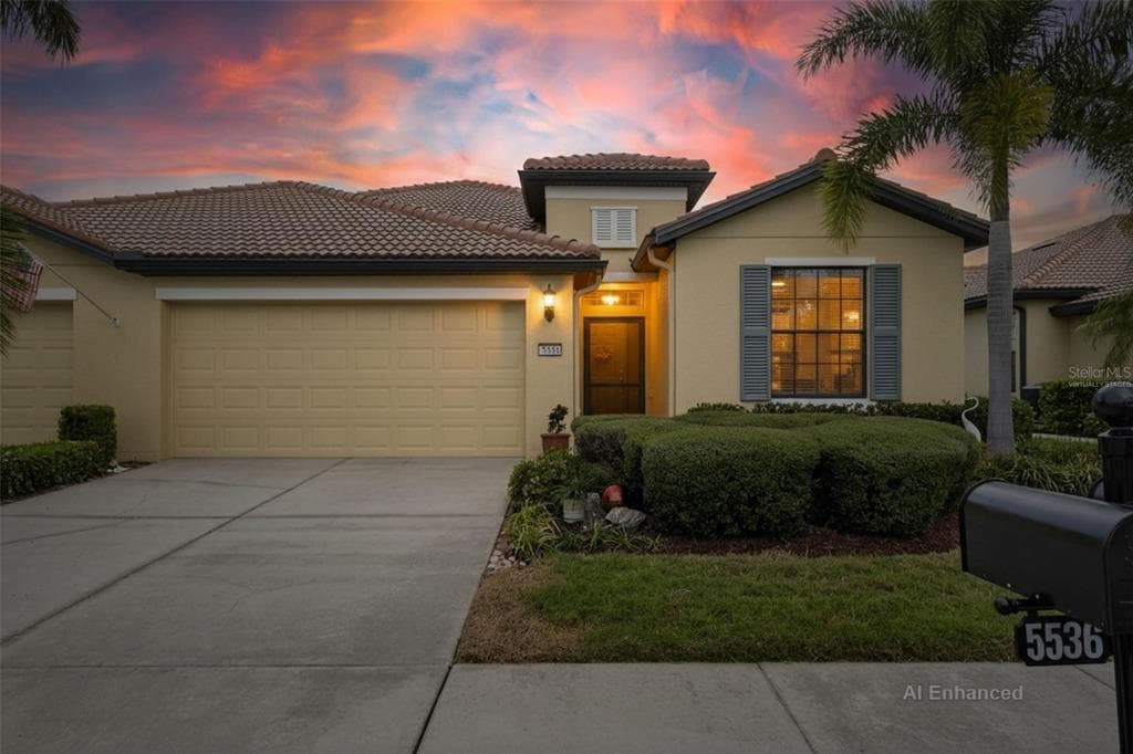 5538 SUNSET FALLS DRIVE