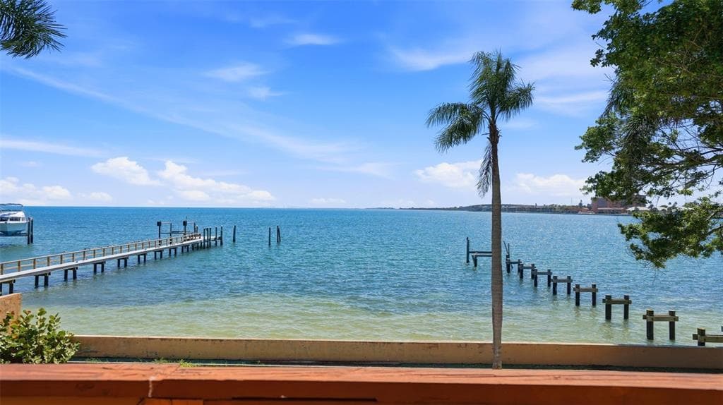6754 31ST STREET S ST PETERSBURG, FL 33712