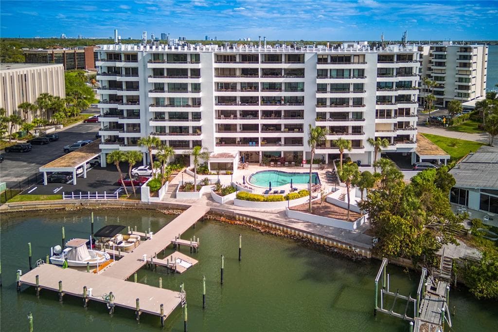 5701 MARINER STREET UNIT 504A TAMPA, FL 33609