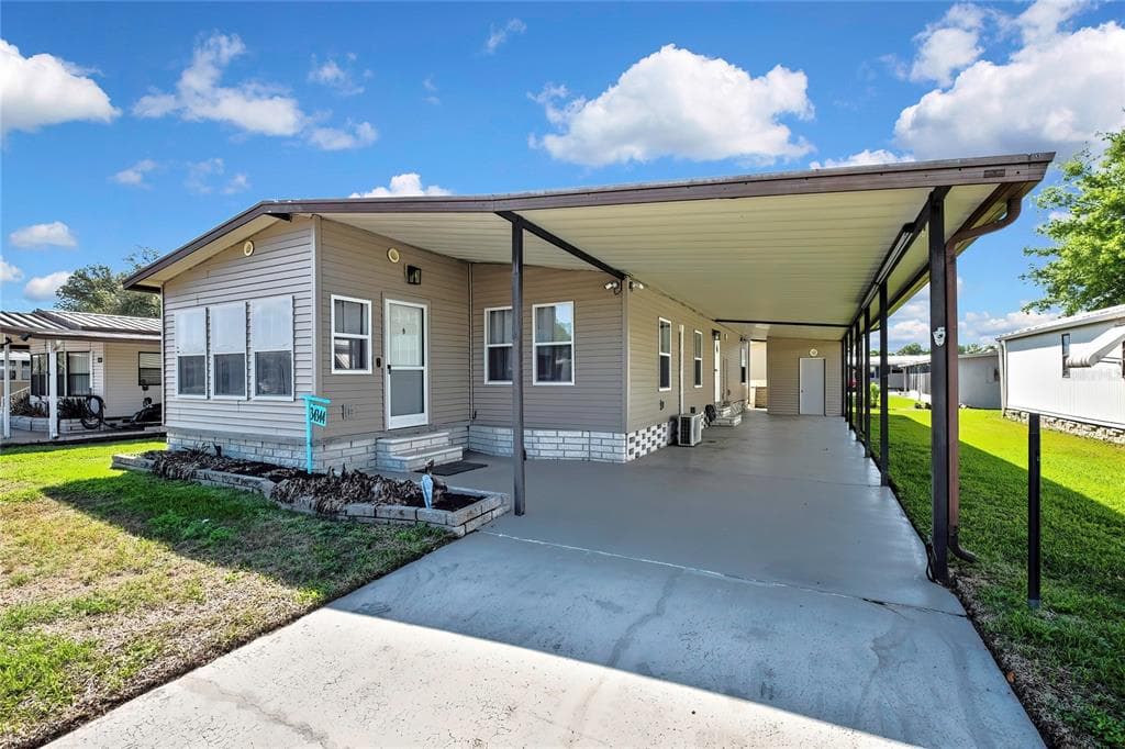 34344 TIMBERLAND BOULEVARD WESLEY CHAPEL, FL 33543