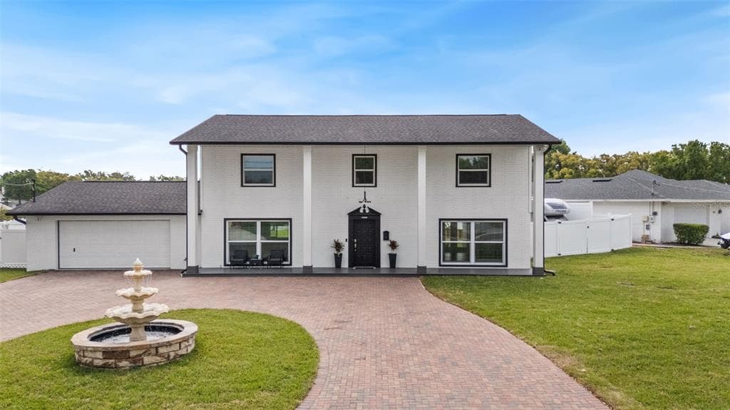 10525 HOMESTEAD DRIVE TAMPA, FL 33618