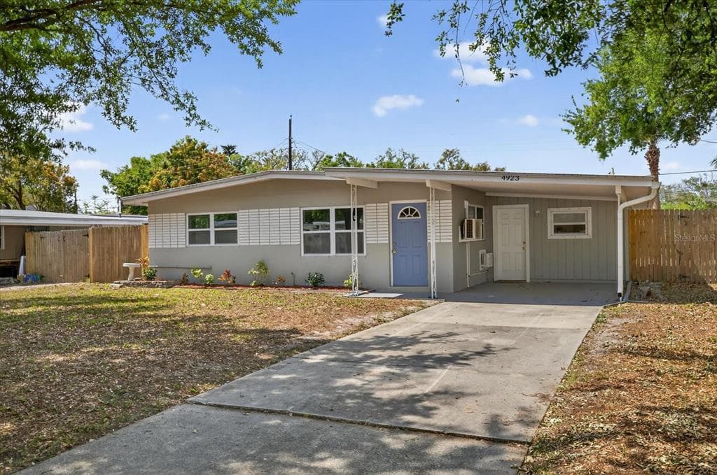 4923 AZALEA DRIVE NEW PORT RICHEY, FL 34652