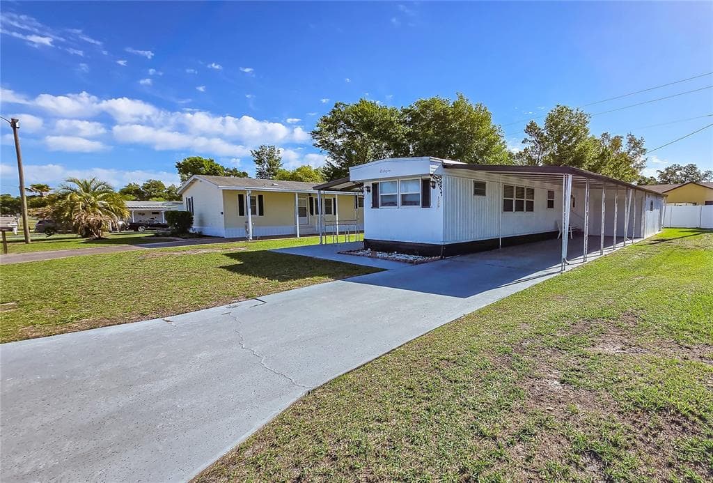 5330 BETMAR DRIVE ZEPHYRHILLS, FL 33542