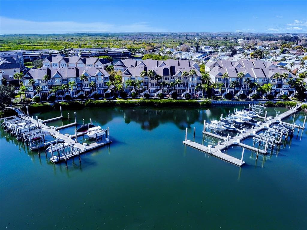 4326 SPINNAKER COVE LANE