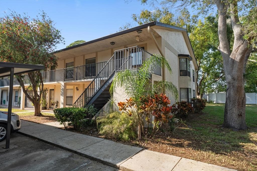 11511 113TH STREET UNIT 10H LARGO, FL 33778