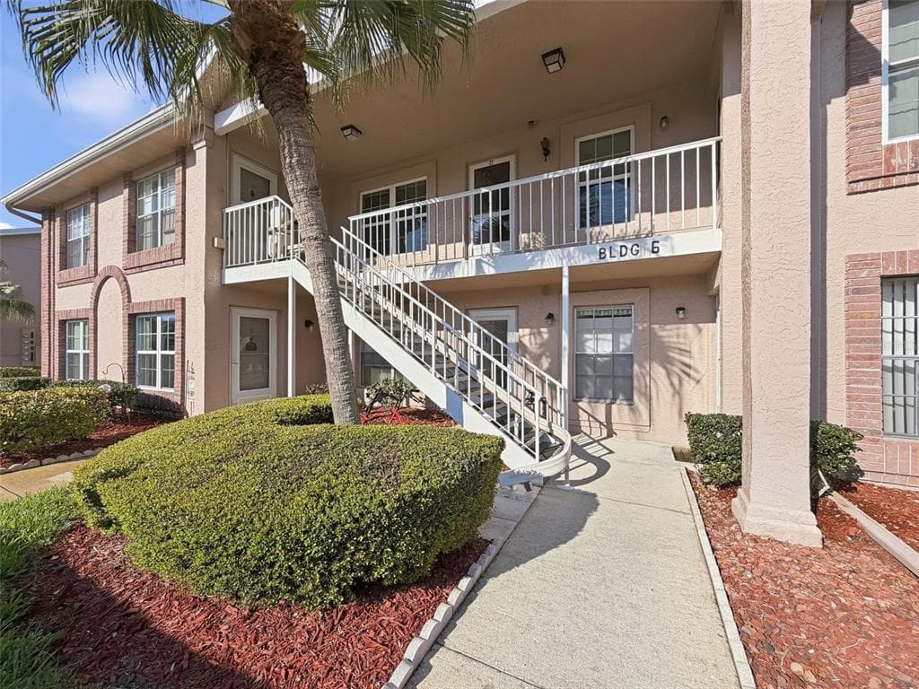 4833 MYRTLE OAK DRIVE UNIT 12 NEW PORT RICHEY, FL 34653