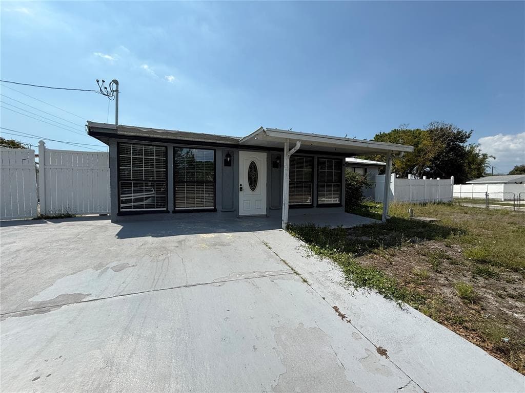 6014 SOUTHERN COMFORT BOULEVARD TAMPA, FL 33634
