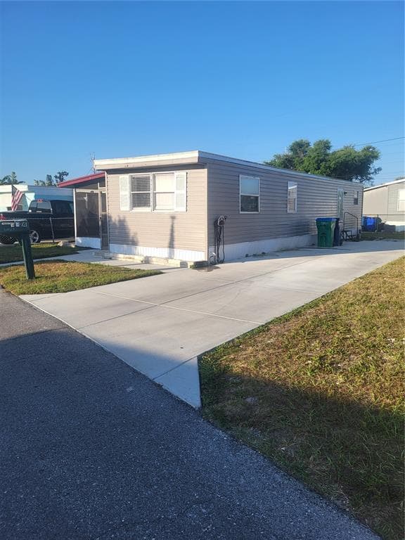 6580 SEMINOLE BOULEVARD UNIT 424 SEMINOLE, FL 33772