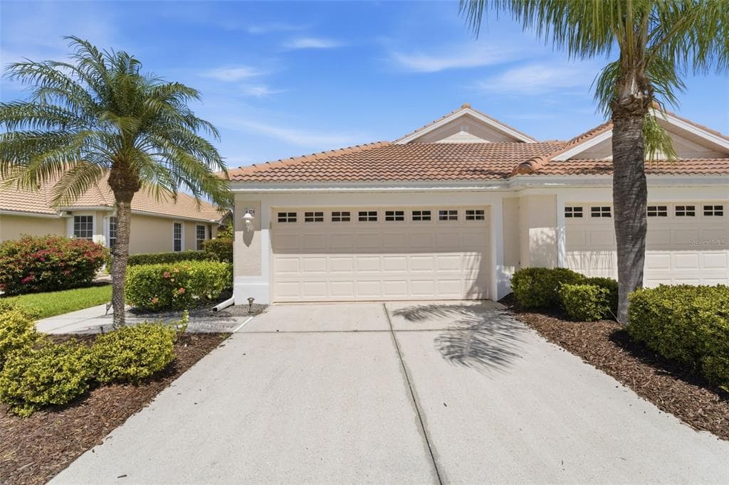 4924 WHISPERING OAKS DRIVE NORTH PORT, FL 34287