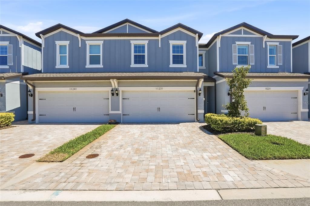 11231 BEACH WALK WAY NE ST PETERSBURG, FL 33716