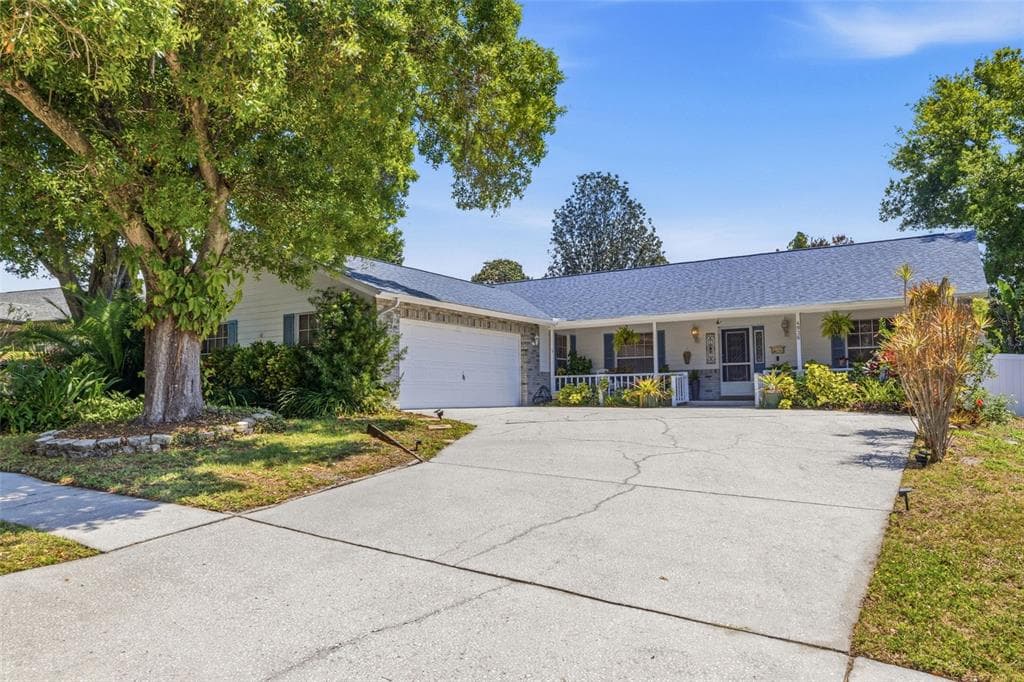 4936 MINEOLA PLACE