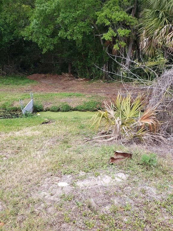 GROSSE AVENUE TARPON SPRINGS, FL 34689