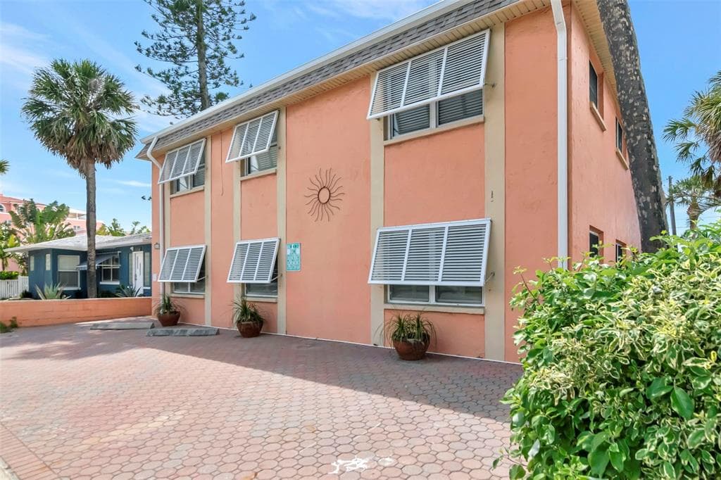 3514 GULF BOULEVARD UNIT 3 ST PETE BEACH, FL 33706