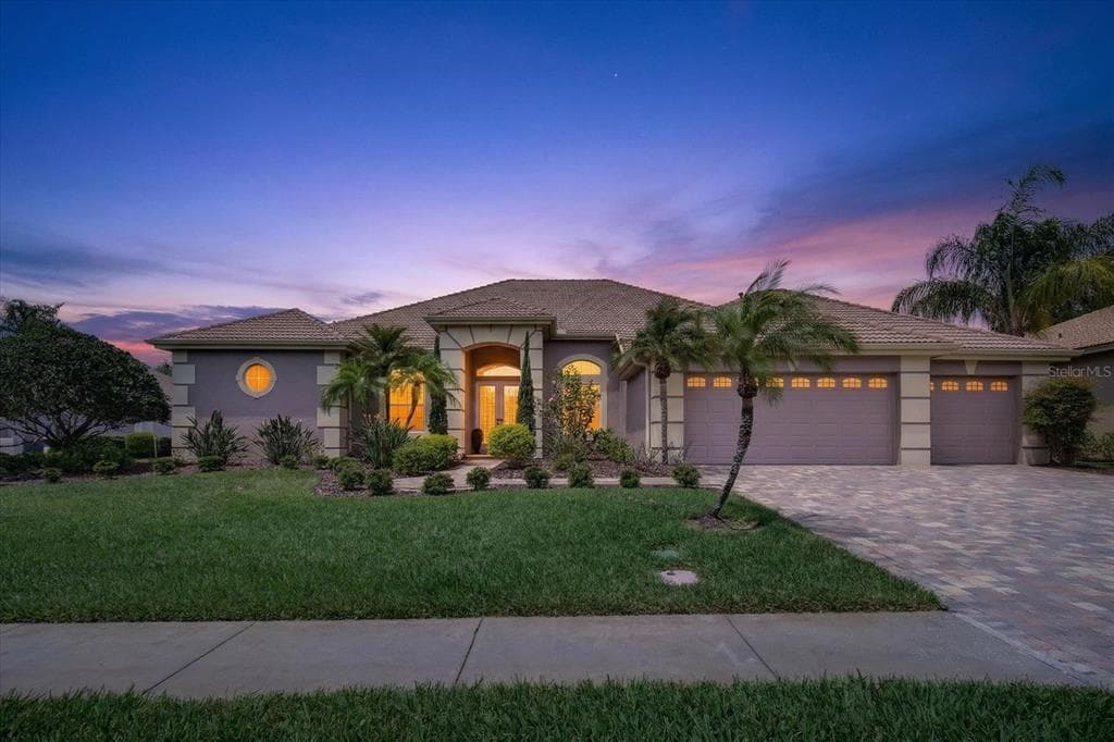 4052 CAPITOL DRIVE PALM HARBOR, FL 34685