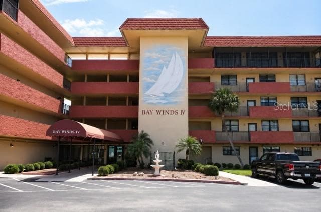 19701 GULF BOULEVARD UNIT 212 INDIAN SHORES, FL 33785