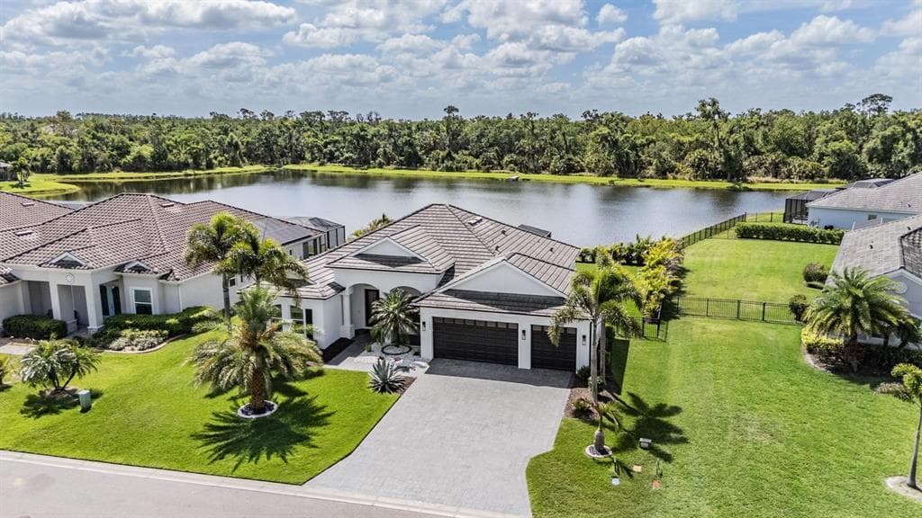 16007 39TH GLEN E PARRISH, FL 34219