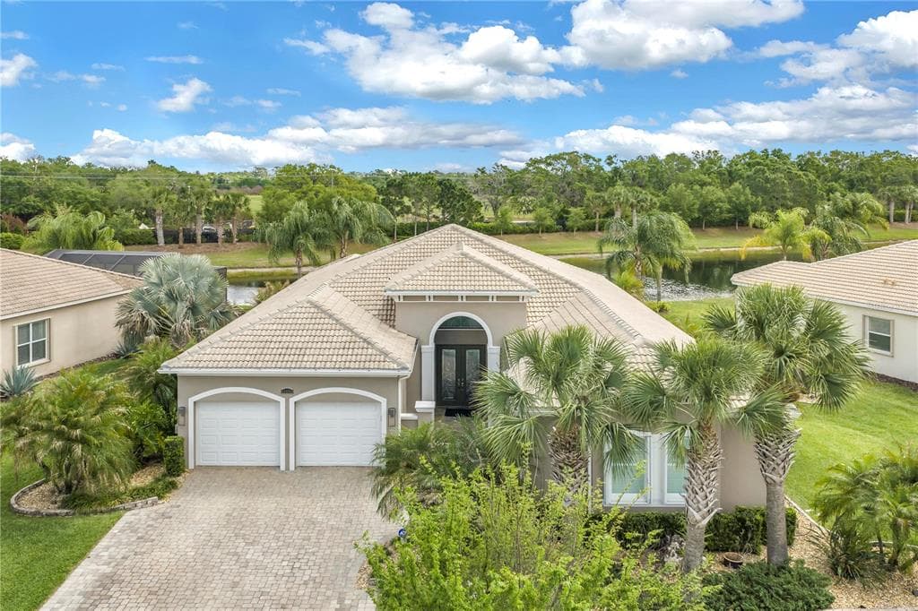 15939 CAPE CORAL DRIVE WIMAUMA, FL 33598