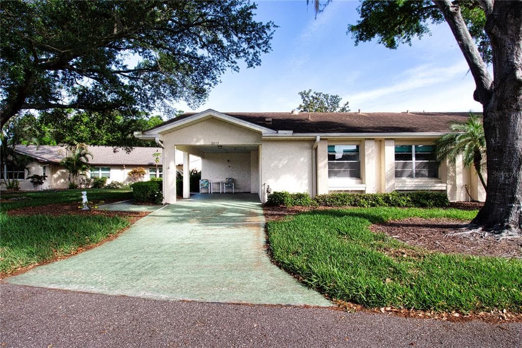 2017 HULLHOUSE DRIVE UNIT 351 SUN CITY CENTER, FL 33573