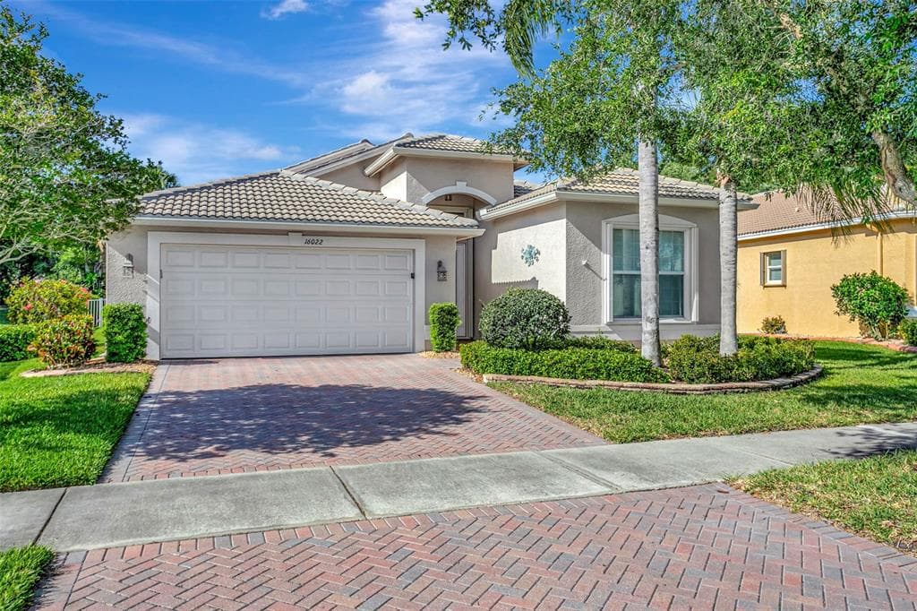 16022 GOLDEN LAKES DRIVE WIMAUMA, FL 33598