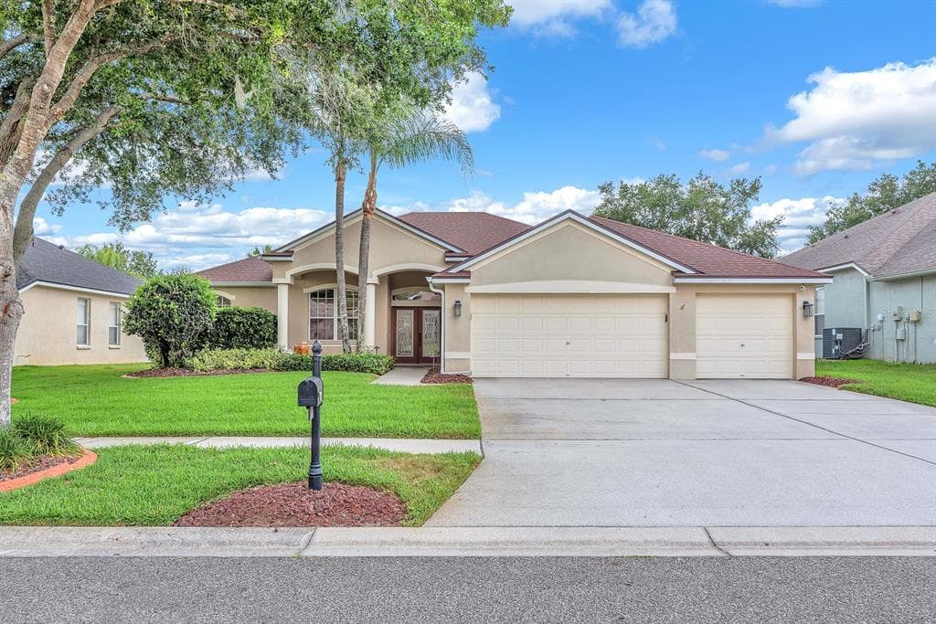 2809 DURANT TRAILS BOULEVARD DOVER, FL 33527