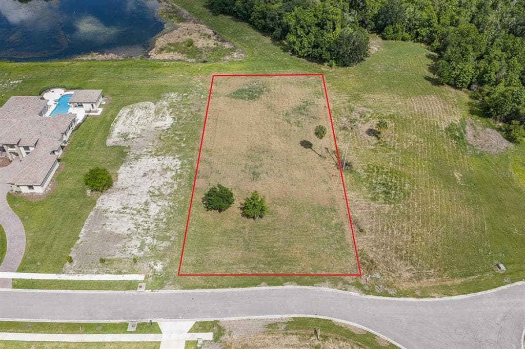15322 FISHHAWK HEIGHTS RUN LITHIA, FL 33547