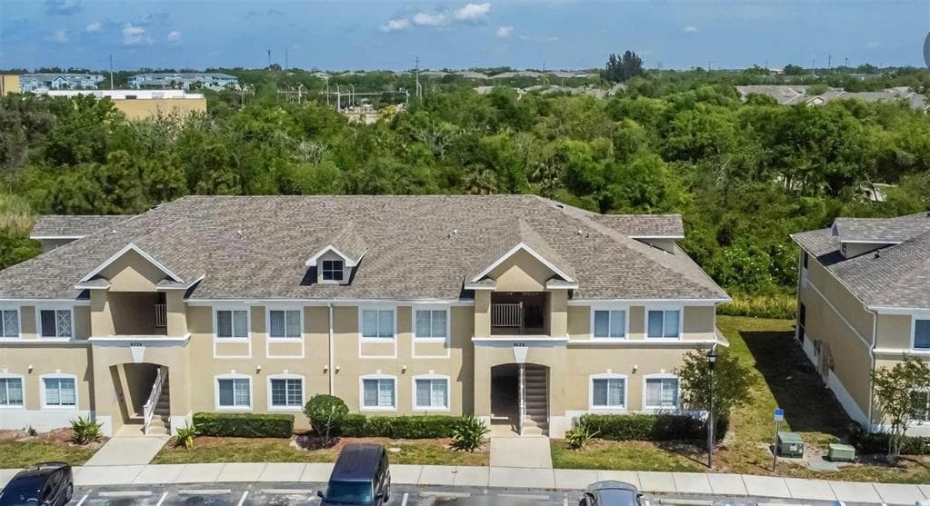 9524 NEWDALE WAY UNIT 101 RIVERVIEW, FL 33578