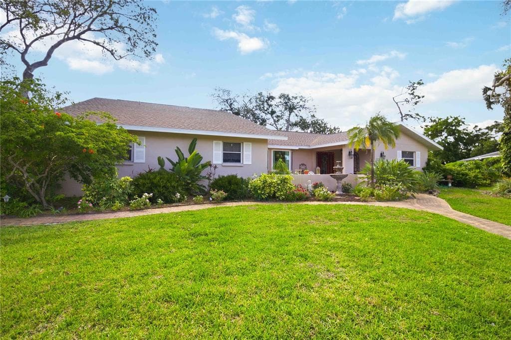 3951 COUNTRY VIEW DRIVE SARASOTA, FL 34233