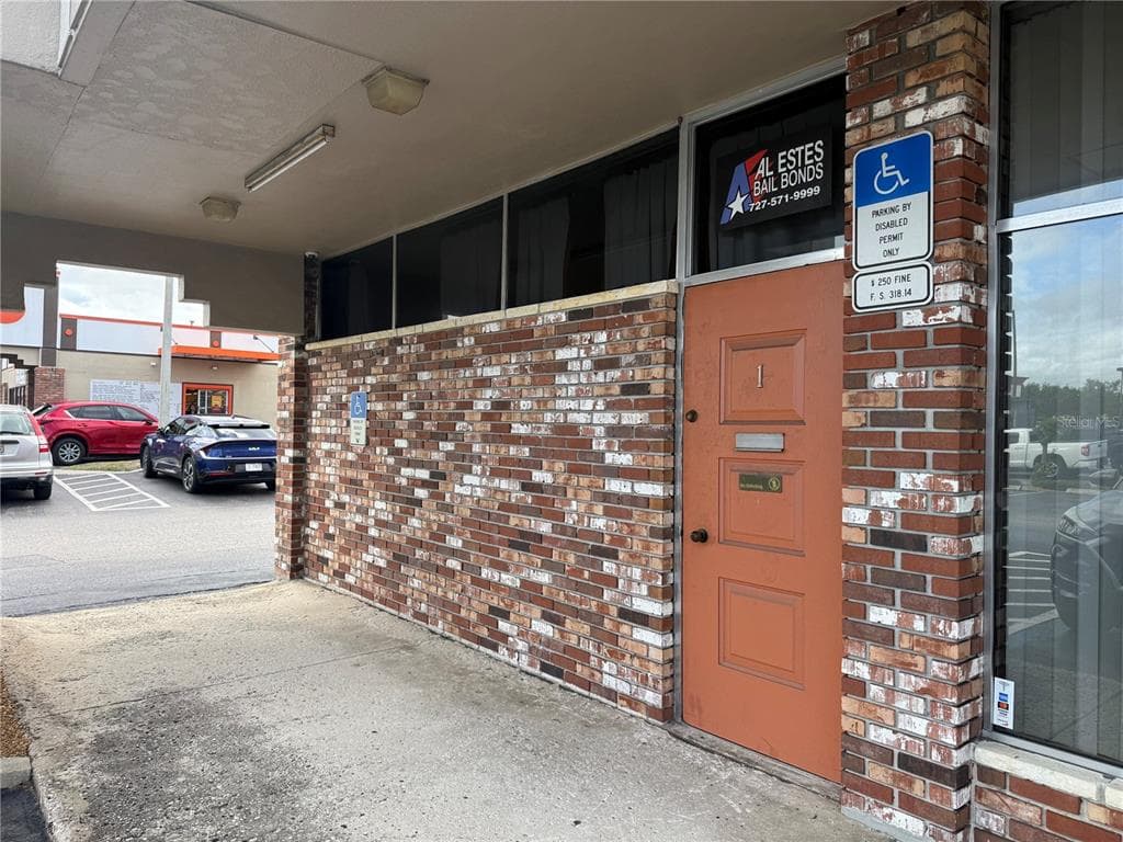 4930 PARK BOULEVARD N UNIT 1 PINELLAS PARK, FL 33781