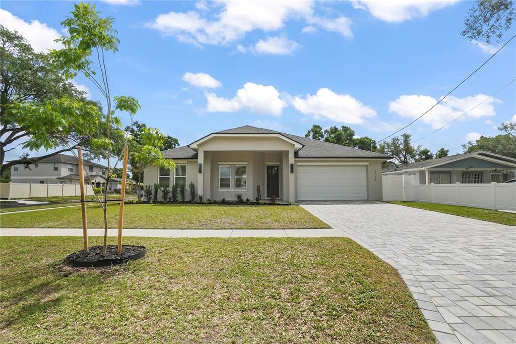 2115 N LINCOLN AVENUE TAMPA, FL 33607